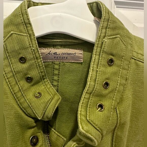 I.E relaxed pea green small utility vintage jacket - Picture 2 of 4